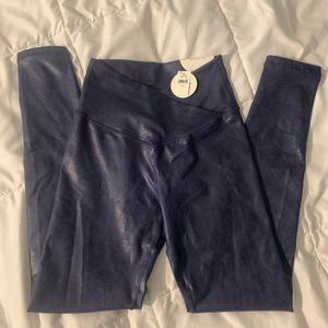 NWT Aerie Offline Hi-Rise Leggings